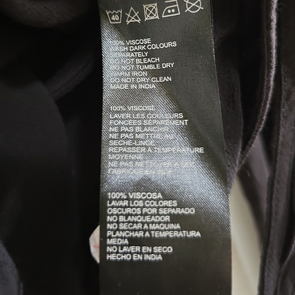 NWT Urban Outfitters Black Bea Wrap Blouse Long Sleeve Medium - Picture 9 of 9